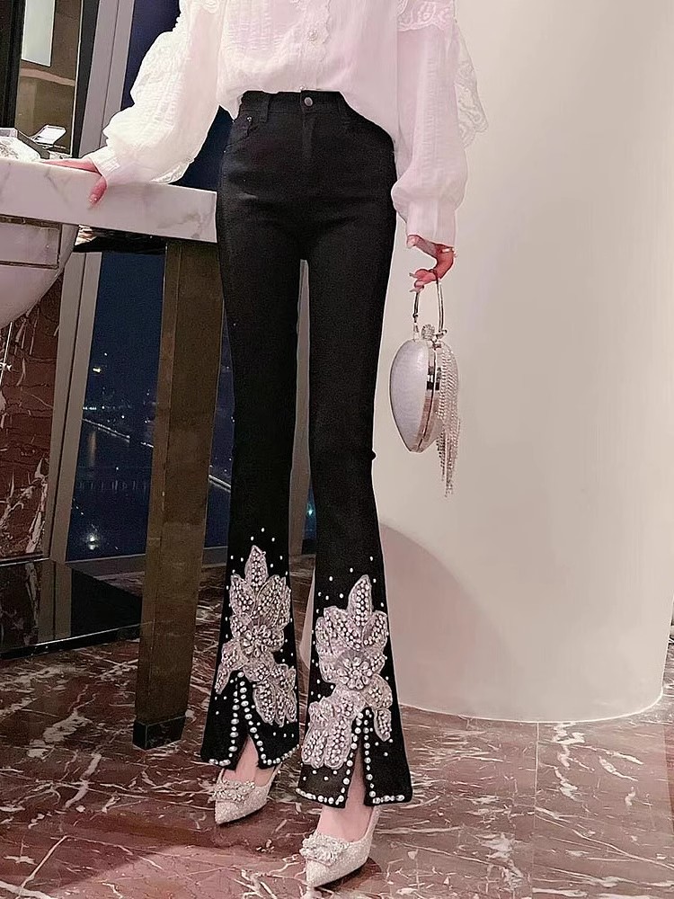 Damskie dżinsy z wysokim stane – Embroidery Jeans Sakura recenzja i cena
