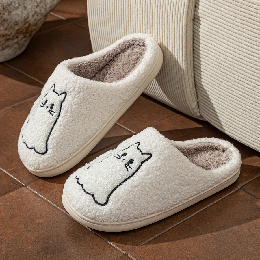 Urocze kapcie damskie z haftem – Embroidery Print recenzja i cena